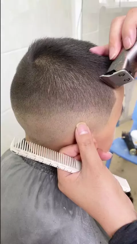 corte de cabelo masculino infantil com raio