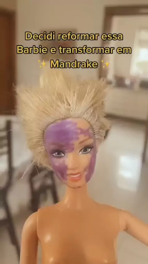 A Barbie está diferente 🤔 . . #maquiagem #barbie #mandrake