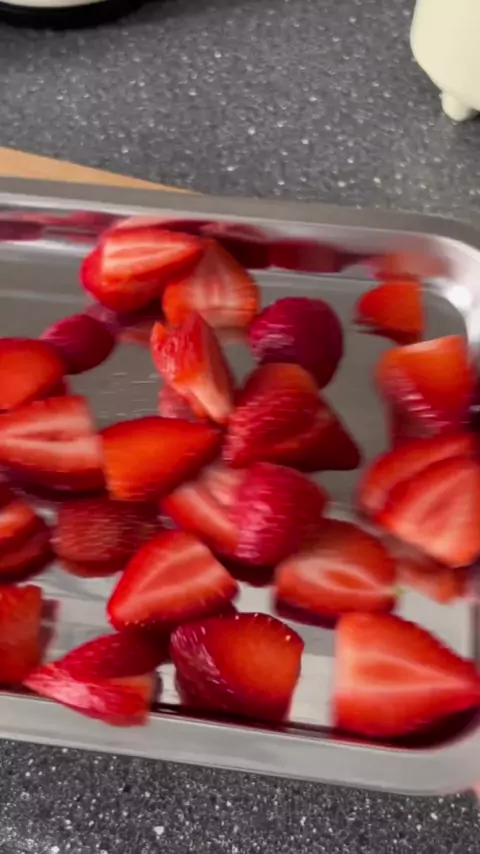 emmi sellers strawberry | Discover