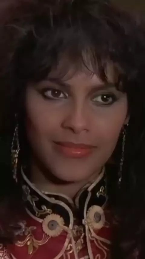 chloe surreal jak knife neighbor full video