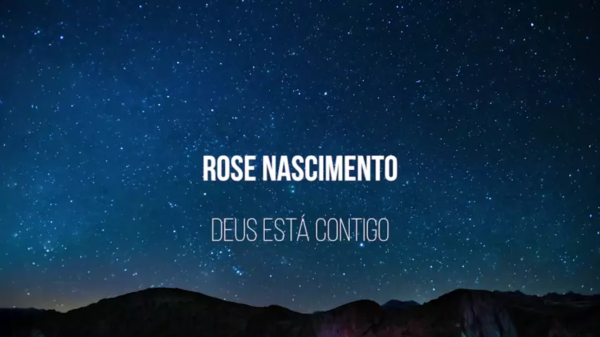 Deus Está Contigo (Playback) - Gisele Nascimento