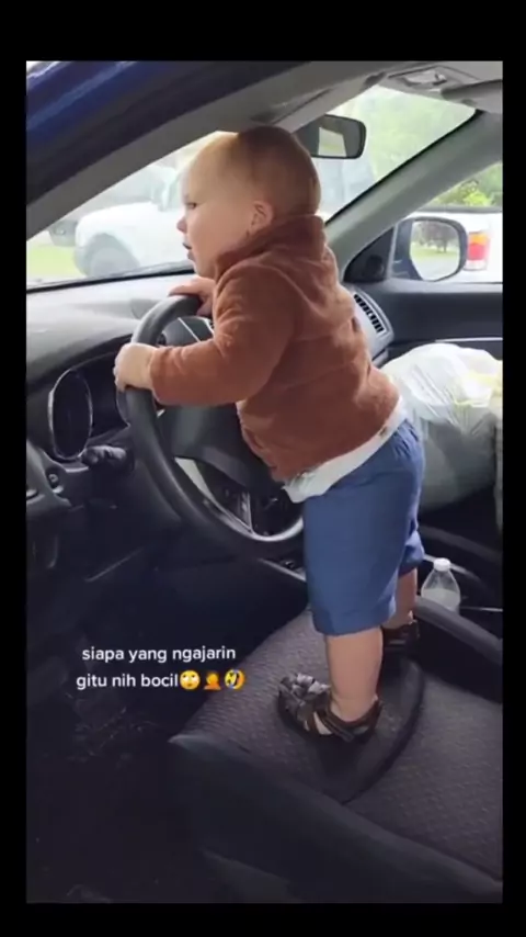 Desah bocil colmek