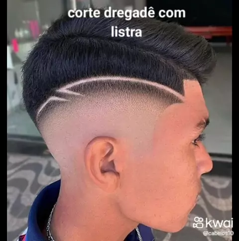 Mid Fade com risquinho. ✓💈🔥#corte #degrademasculino