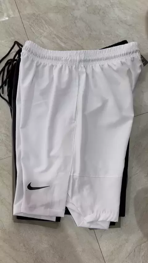 Bermuda nike cheap olho de gato