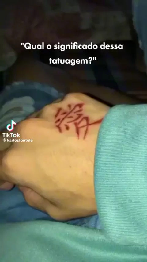 tatuagem símbolos na testa do #gaara#significa amor