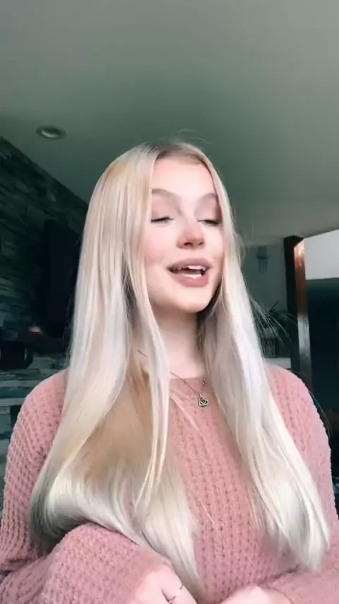 Brush bate teen