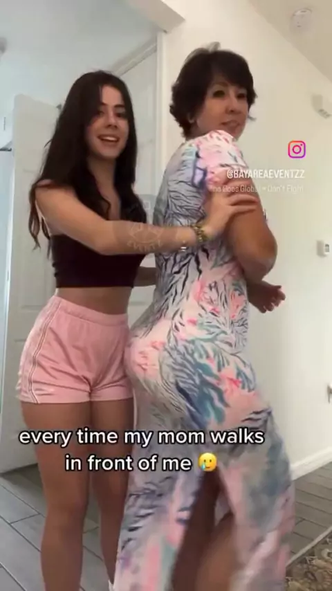 naked mom in front of son