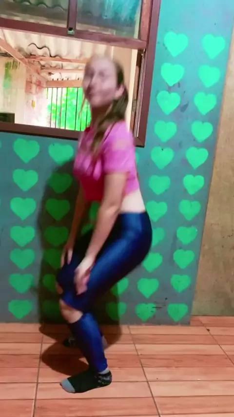 caroline dreher vazamentos  